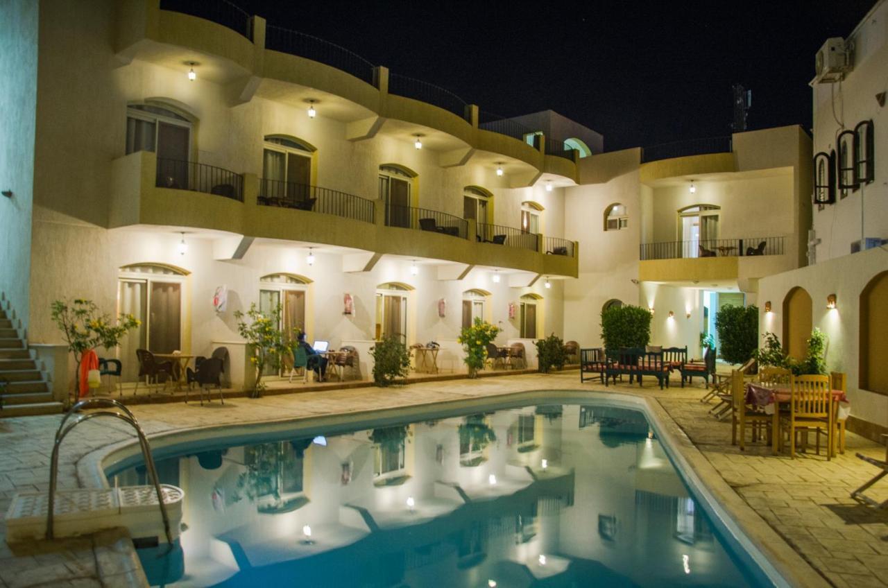 New Yalla Hotel Dahab Buitenkant foto