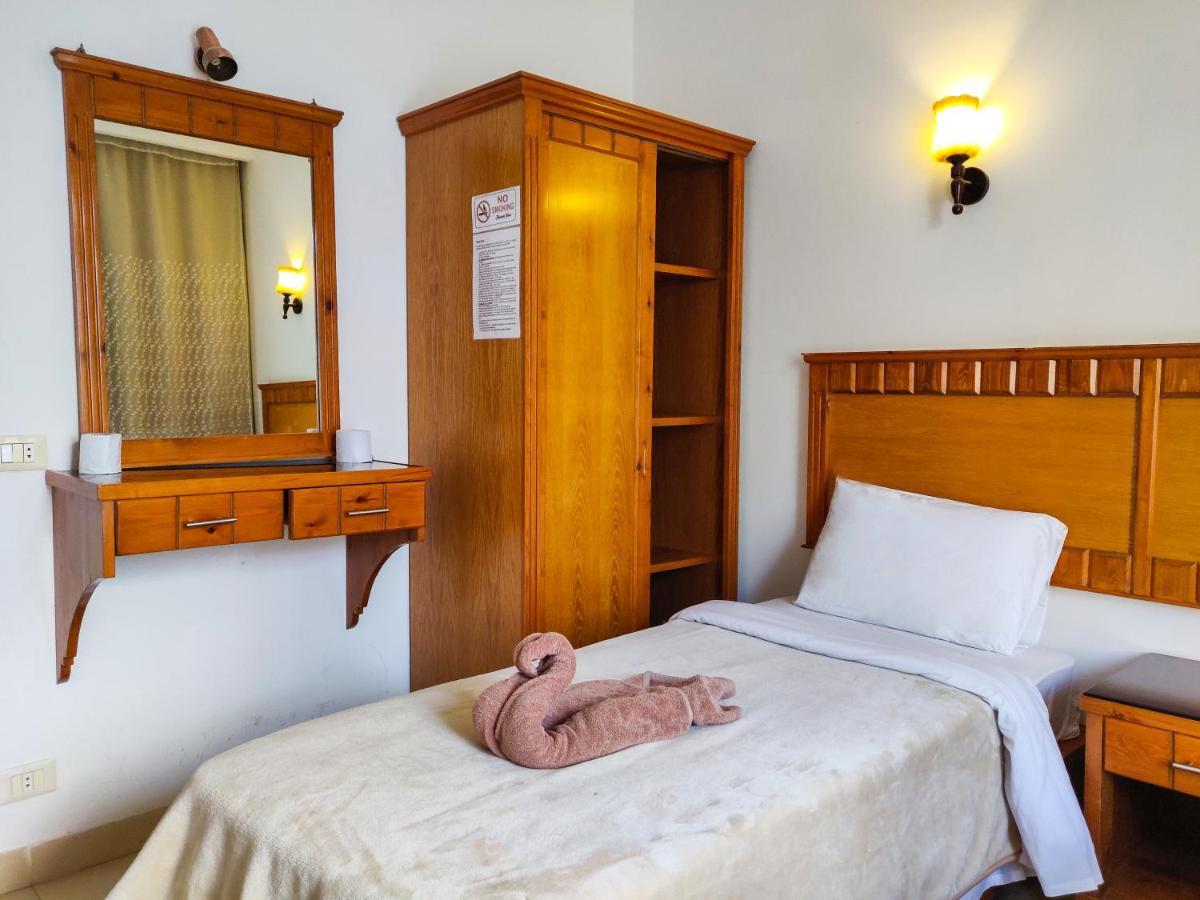 New Yalla Hotel Dahab Buitenkant foto