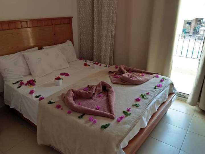 New Yalla Hotel Dahab Buitenkant foto