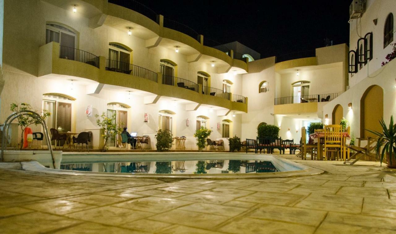 New Yalla Hotel Dahab Buitenkant foto