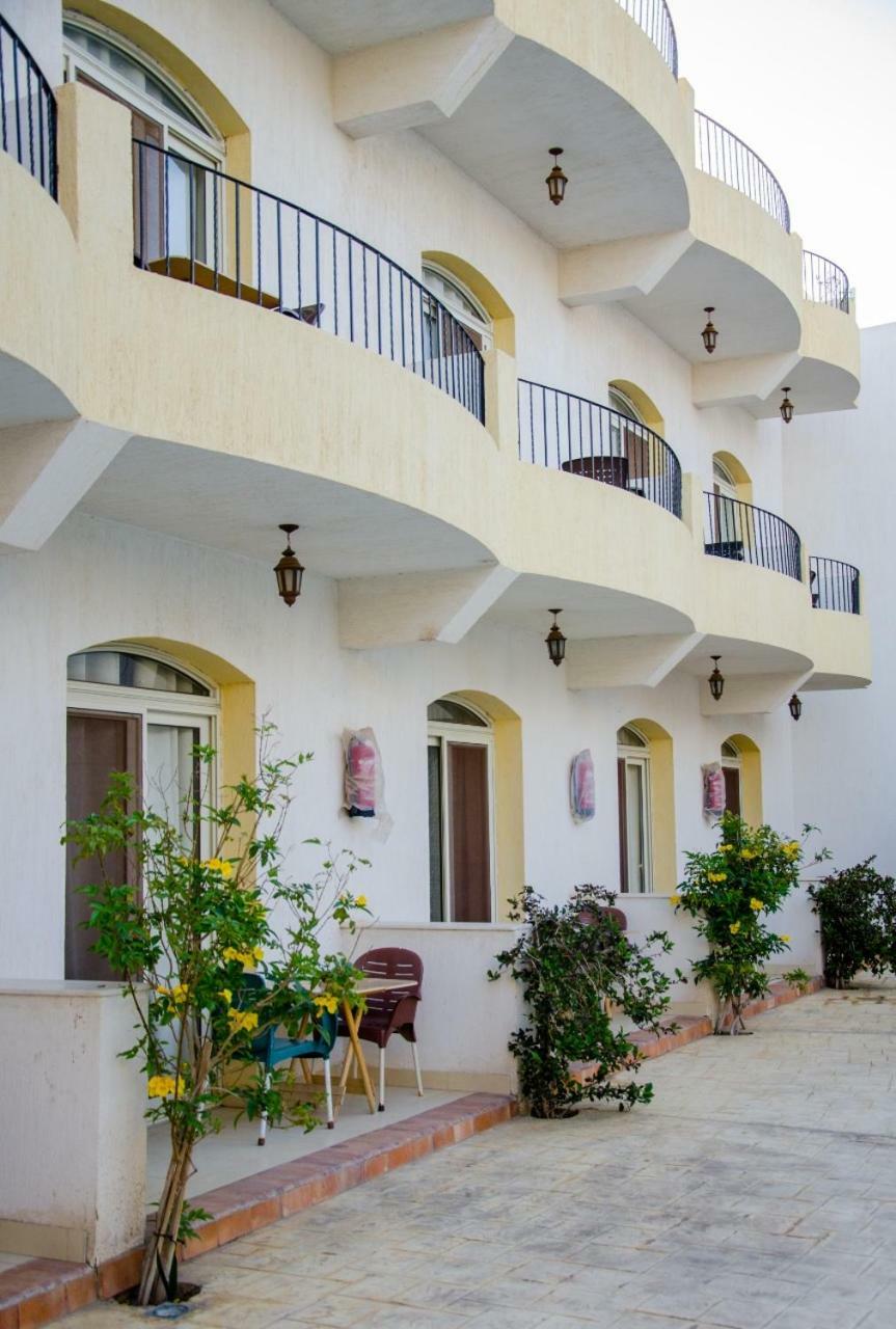 New Yalla Hotel Dahab Buitenkant foto
